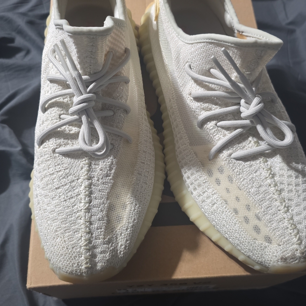 Yeezy 350 Light Size 12 - Picture 2 of 5